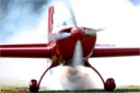 Klaus Lenhart mit Extra 300 L Original,  75-Jahre Graupner, Modellflugtag 25.09.2005 auf der Hahnweide